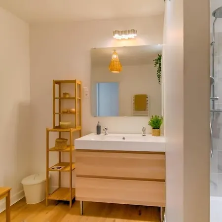 2 Bedroom In The Heart Of
